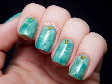 jade green nails